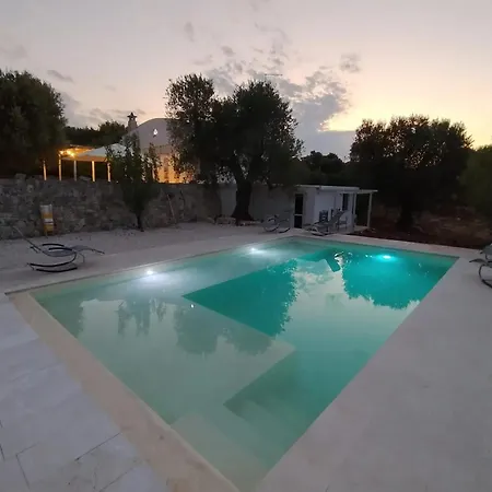 Charming House In With Pool And Garden *